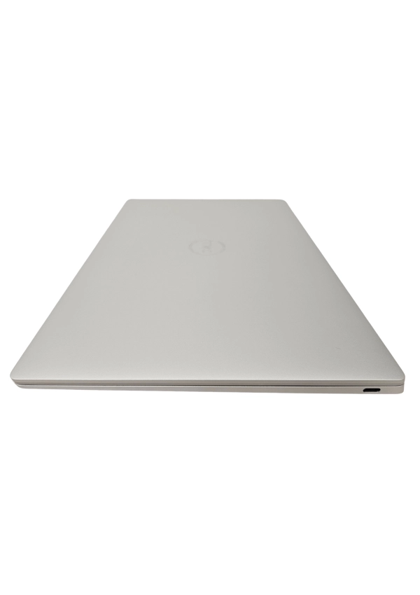 Bezramkowy aluminiowy ultrabook Dell XPS 9320 i7-1260P 32GB 512GB SSD 13,4